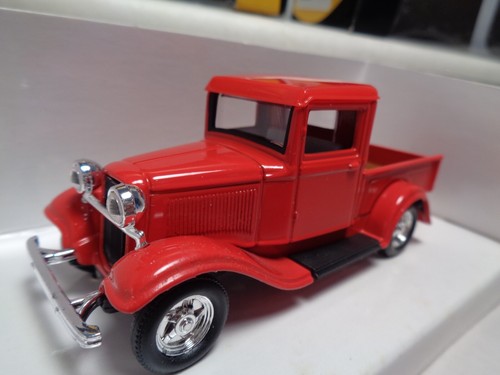 K-LINE DIECAST KRUISERS 1:43 SCALE 34 FORD PU AND 32 FORD 3 WINDOW COUPE. NEW.!! - Picture 2 of 12