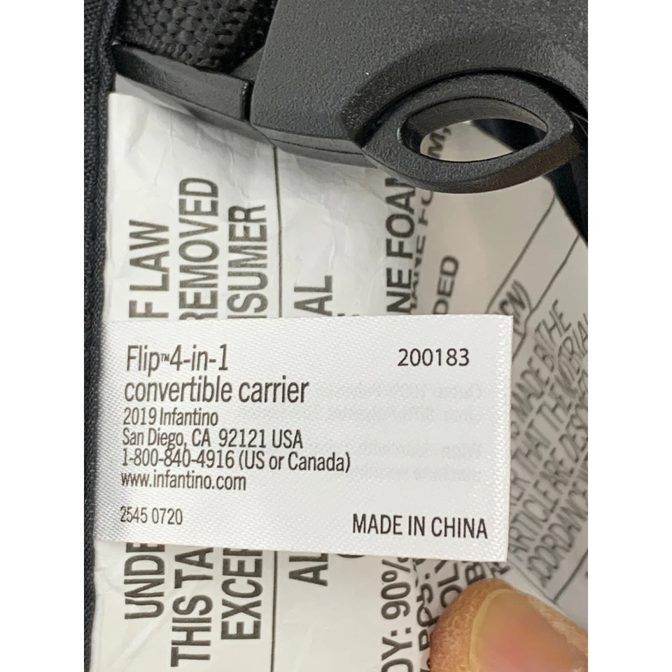 Portabebés Infantino convertible abatible cuatro en uno recién nacidos hasta 32 libras usado en excelente estado Foto 3 de 4