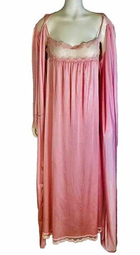 Sexy bata de barrido completa vintage Gigi con Pick A Boo vestido de noche largo rosa y encaje - Imagen 8 de 11
