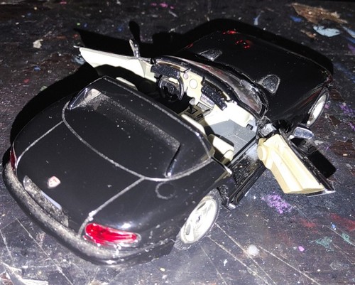 Burago - Black Dodge Viper RT/10 1:24 - Many Die Cast Vehicles Available - Picture 5 of 6