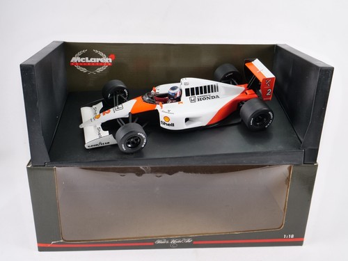 MINICHAMPS 1/18 Mclaren Mp 4/6 Berger 530 911802 530911802 - Picture 4 of 13