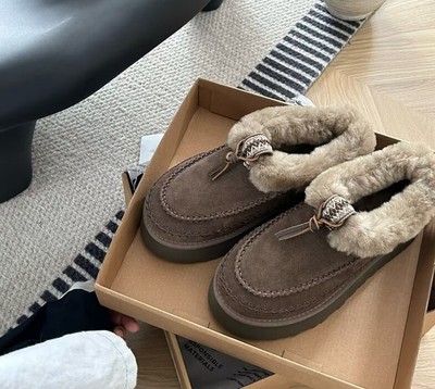 *NEW* WOMEN UGG Tasman Alpine Slipper Brown Boots (Suggest one size larger)