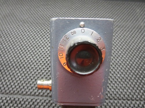 Hewlett Packard 355C Attenuatore VHF 0,5 W DC-1000 MHz BNC (F)X2 12 dB 1dB Passi - Foto 7 di 9
