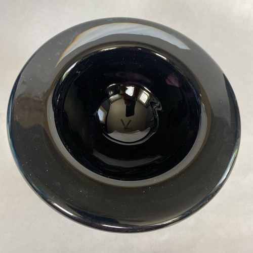 Kosta Boda ATOLL BLACK 6.75” Bowl Swirl Design by Anna Ehrner SWEDEN In Box - Picture 2 of 11