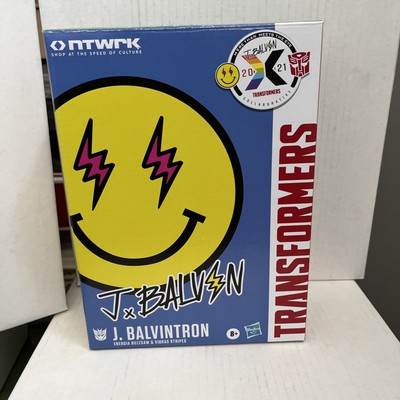 New Transformers J. Balvintron J Balvin NTWRK Exclusive Soundwave Figure E8546