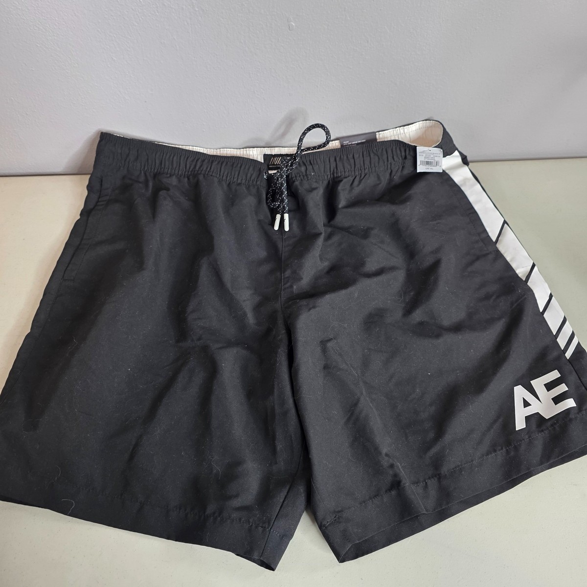 American Eagle Swim Trunks - Mens XL - New - Black Lined Shorts