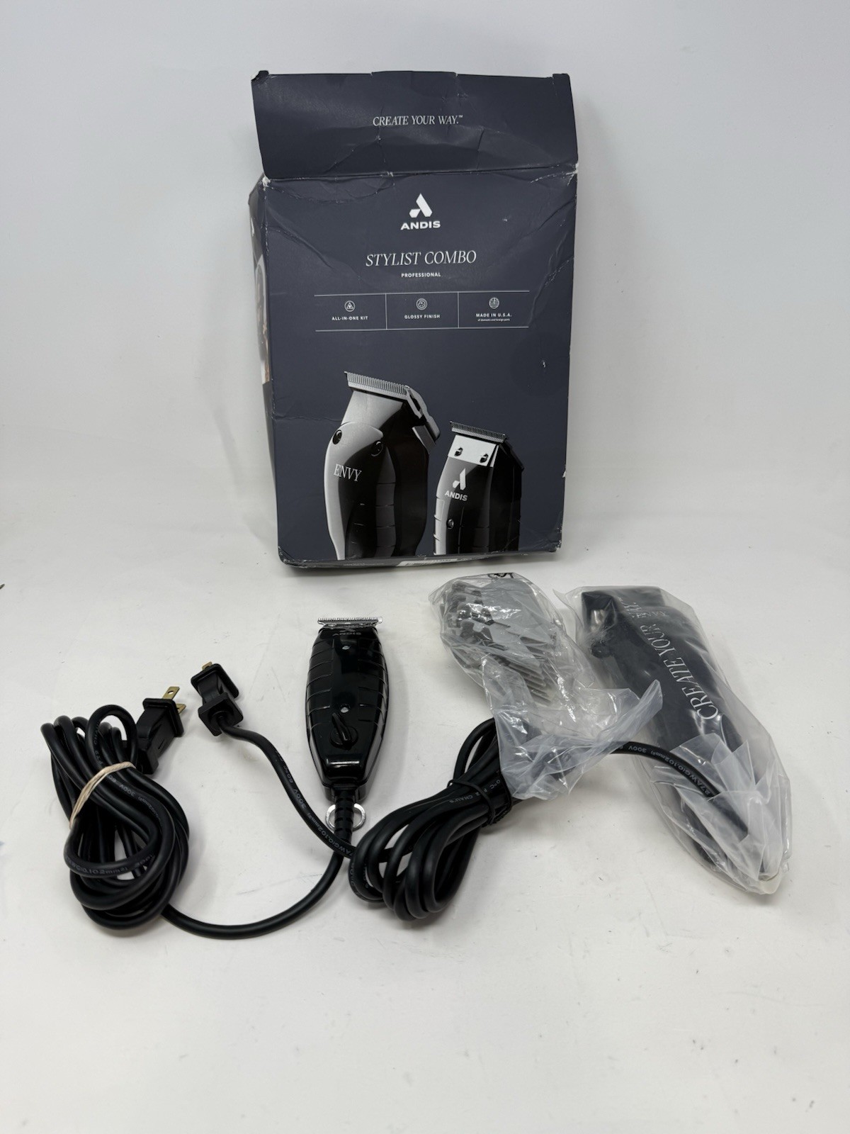 Andis Stylist Combo Envy Clipper & T-Outliner Trimmer Set