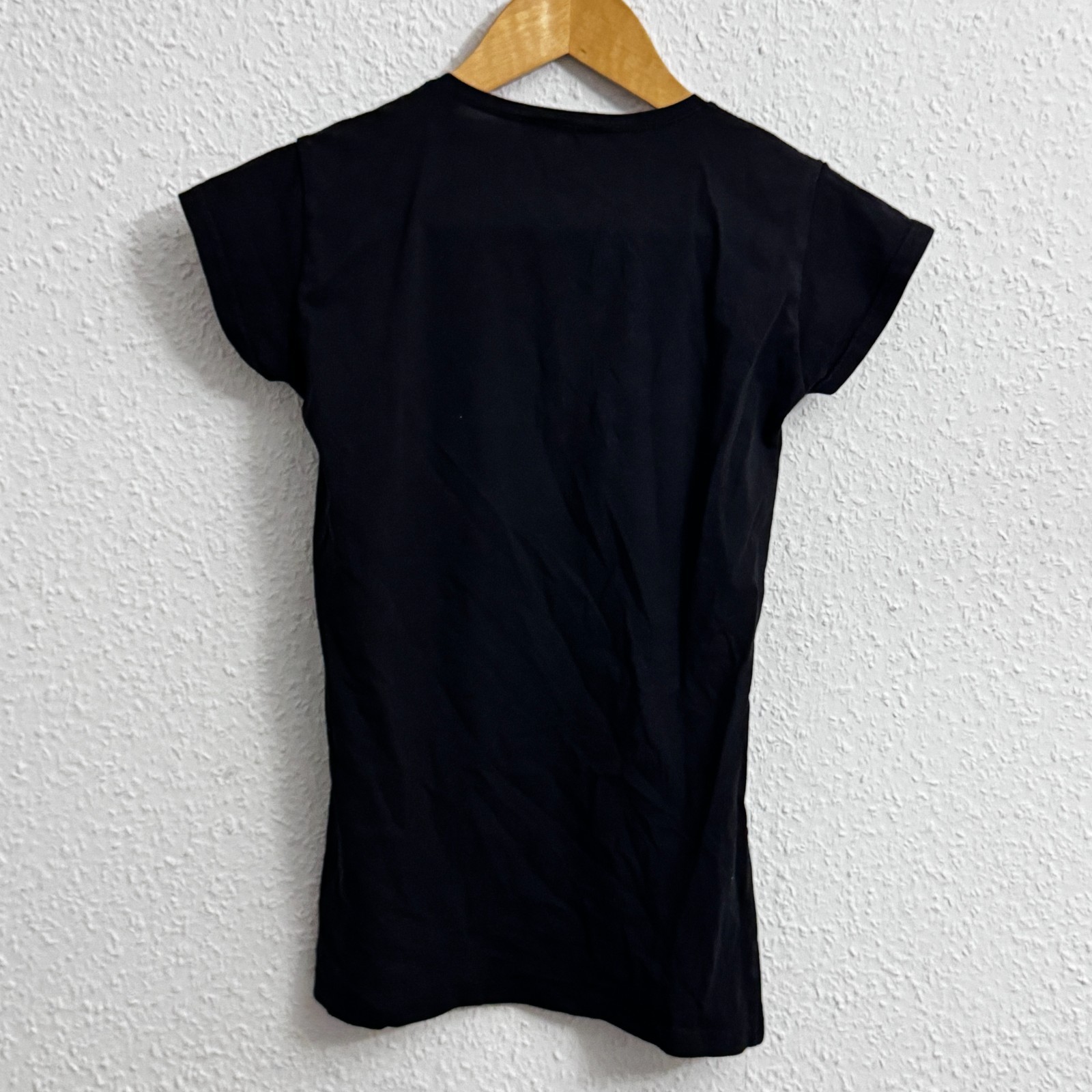 Levi’s Classic Batwing Logo T-Shirt in Black & Red - Size XS image 7