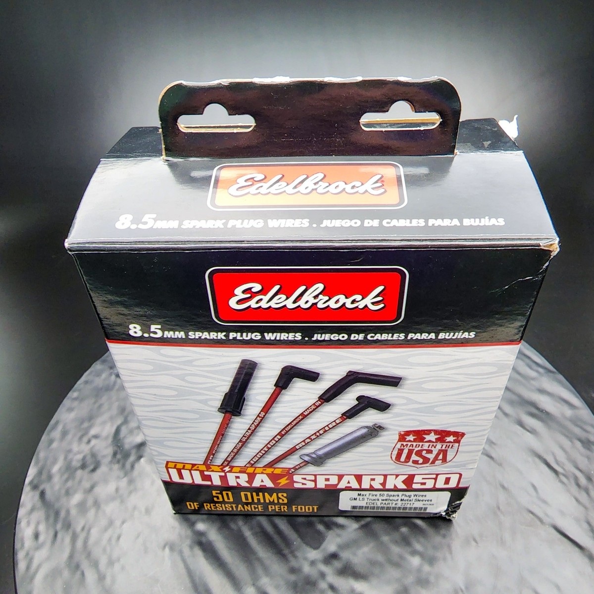 Edelbrock 22717 RPM Air-Gap Dual-Quad Intake Manifold Carb Kit