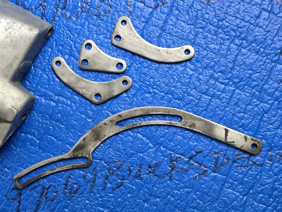 1964 1965 1966 Buick SKYLARK 300 CI SUPORTES A/C suporte alternador compressor  - Imagem 2 de 4