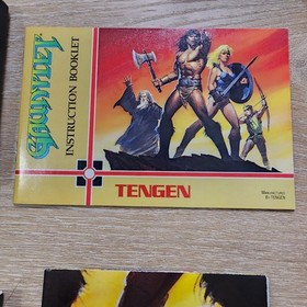 Gauntlet Nintendo NES Complete CIB W/ Poster MINT- NM CONDITIONS.