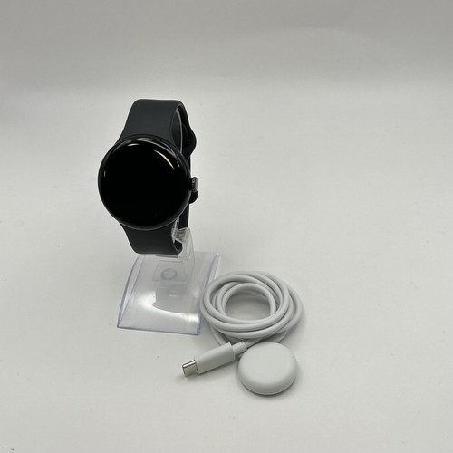 Google Pixel Watch 3 45mm czarny aluminium z czarnym paskiem sportowym (GPS) - bardzo dobry - Zdjęcie 1 z 5