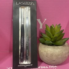 Lasplash Cosmetics Eyeshadow Brush Set Setting and Defining 2 Piece Set