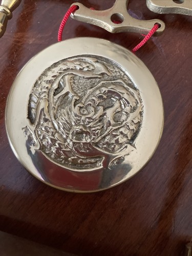 Brass DRAGON GONG BRASS collectable (5”x 5” X 1-3/4”) - 第 4/11 張圖片