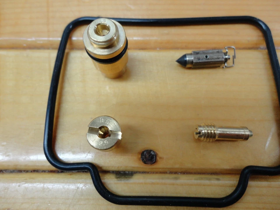 KIT DE RECONSTRUCCIÓN/REPARACIÓN DE CARBURADOR 100 % MIKUNI PARA POLARIS 2000 EXPEDITION 425 Foto 3 de 4