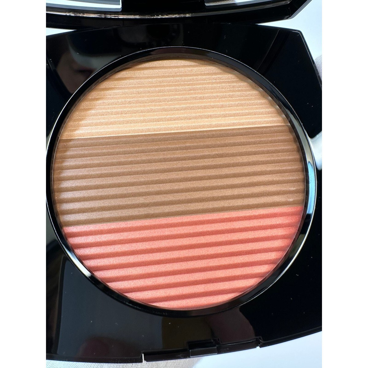 Chanel LES BEIGES Healthy Glow Sun-Kissed Powder LIGHT CORAL