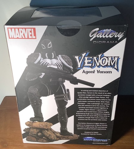 AGENTE VENENO GALERÍA MARVEL DIORAMA DIAMOND SELECT - Imagen 4 de 6