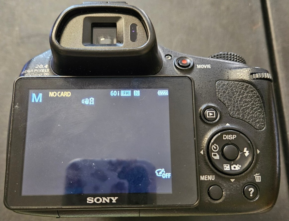 Sony CyberShot DSC-HX400V Digital Camera As-Is (Read Desc