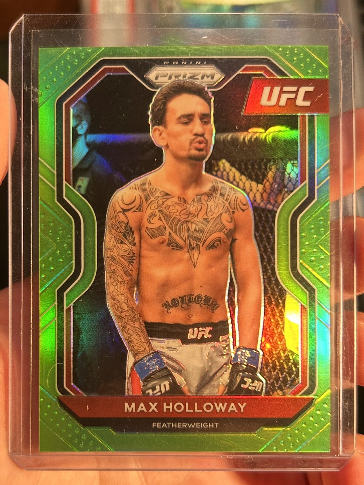 2021 Prizm UFC MAX HOLLOWAY NEON GREEN PRIZM /75 #77 BMF CHAMP