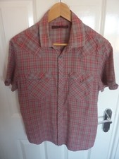 LEVIS S/S CHECK SHIIRT - MENS SZE MEDIUM - SUPER LOOK!