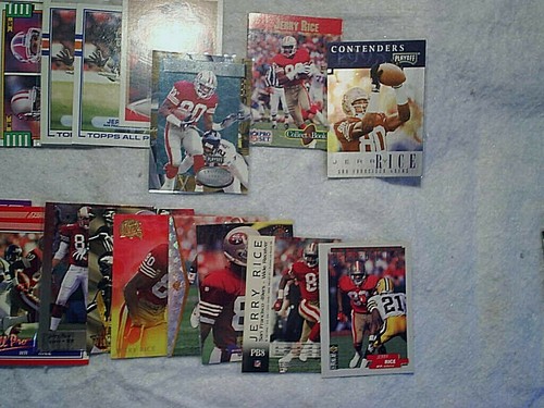 35 1987-2004 JERRY RICE FOOTBALL CARD LOT,Topps,Score,Pro Set,Fleer,Goudey,49ers - Picture 4 of 4