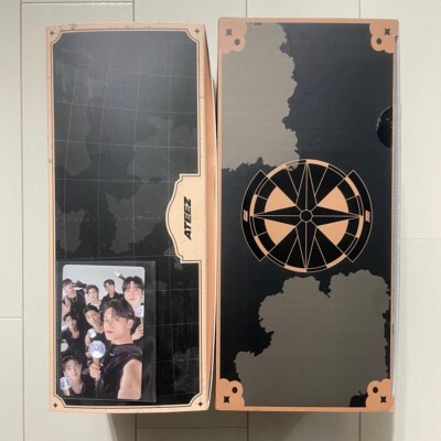 ATEEZ ペンライト ver.1 ＋ ケース ＋ トレカ8人分 ATEEZ Official Pen Light Ver 1 & 2 Stick Case Photocard complete