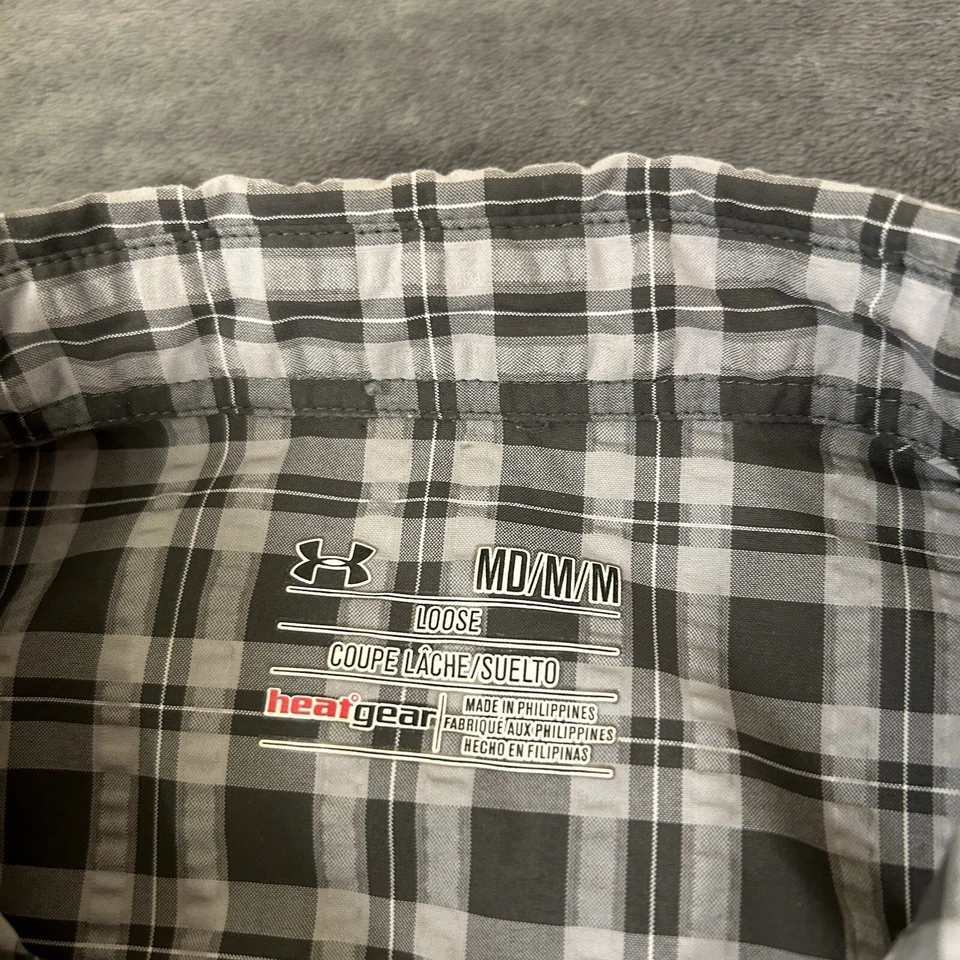 Camisa masculina Under Armour cinza média preta xadrez botão para cima Seersucker Heatgear - Imagem 2 de 4