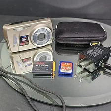 Kodak Easy Share M550 12MP Digital Camera Tan w/ Battery, SD, Sleeve, Charger