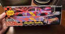 Racing Champions TERRY LABONTE 5 Froot Loops-1:24 Scale-NIB