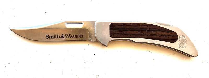 Smith & Wesson Folding Knife