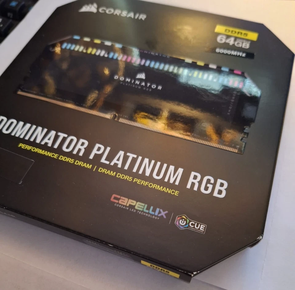 (CMT64GX5M2B60) Corsair Dominator Platinum RGB, DDR5-6000, CL40, Intel XMP 3.0-6 - Bild 4 von 4