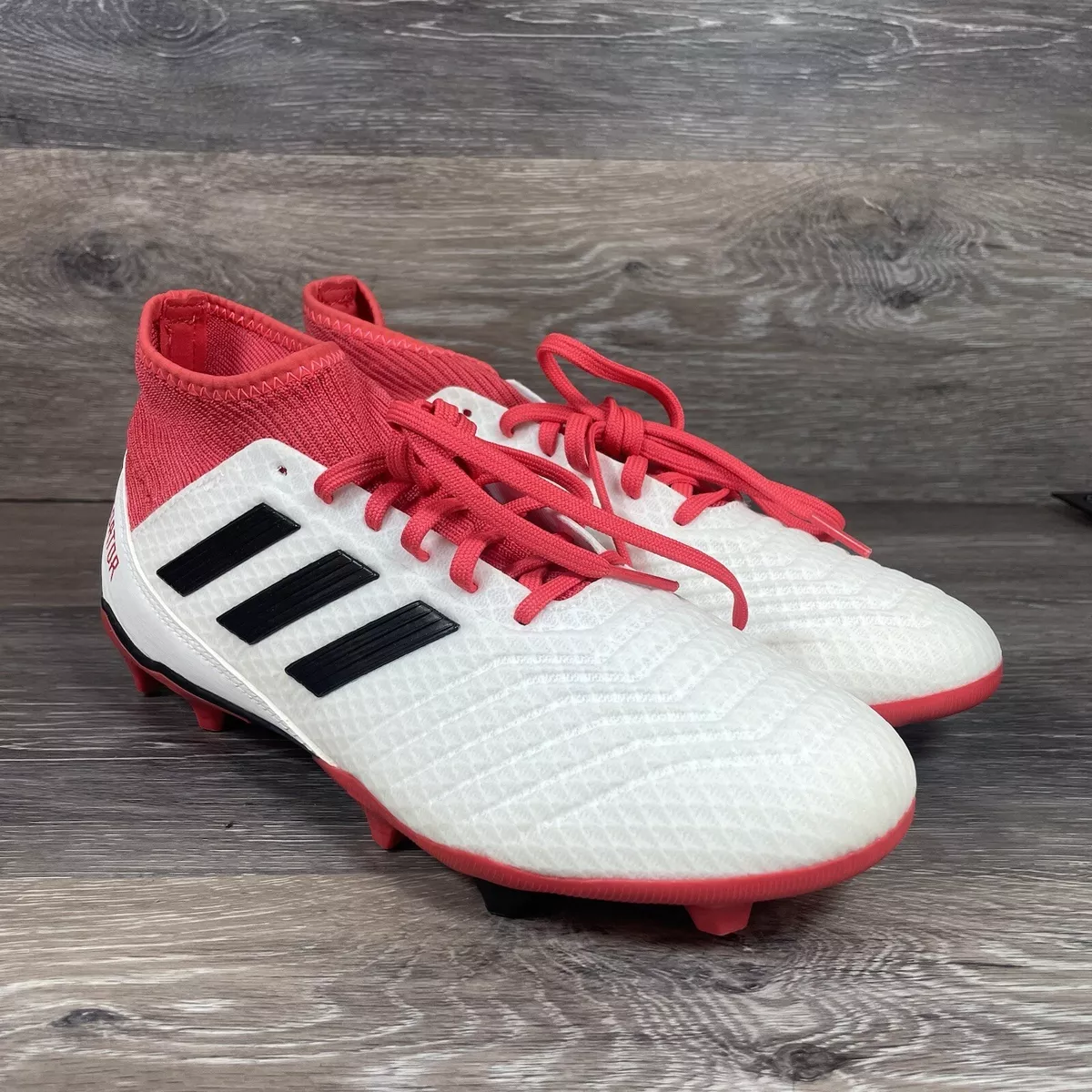 Botas de fútbol Adidas Predator 18.3 Fg M CM7667 blanco blanco