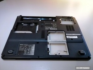 Original Ersatzteil für Dell Latitude 120L: Base Cover, Bottom, Boden gebr.