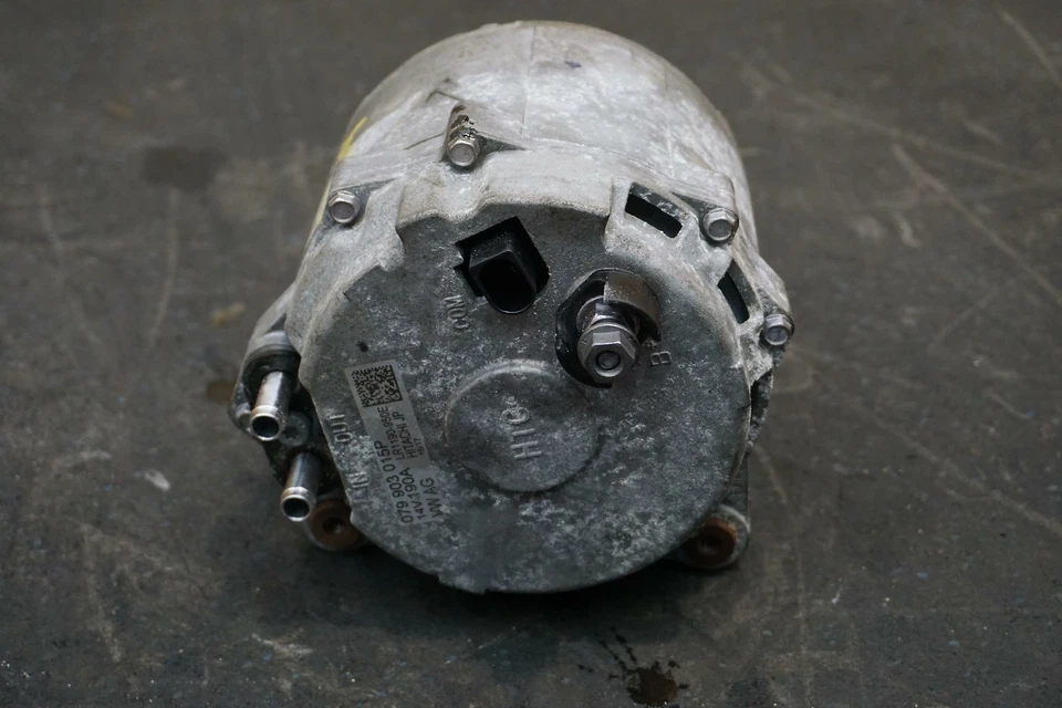 Conjunto de alternador de motor OEM 079903015P Audi S6 S7 S8 2013-18 Foto 4 de 4