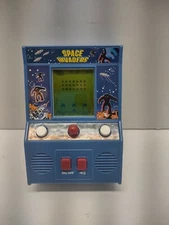 SPACE INVADERS Classic Atari Arcade Console 09527 Taito - Works