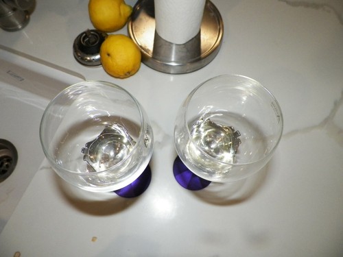 PAIR (2) ALAN LEE COLLECTION WINE GLASSES ORNATE PURPLE STEMS WITH CRYSTALS - Picture 10 of 10