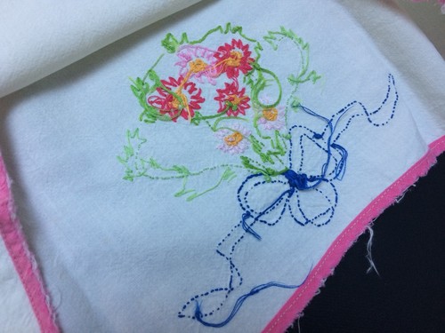 Vtg Handmade Embroidered Pillowcase Flour Sack 18x27 - Picture 6 of 6