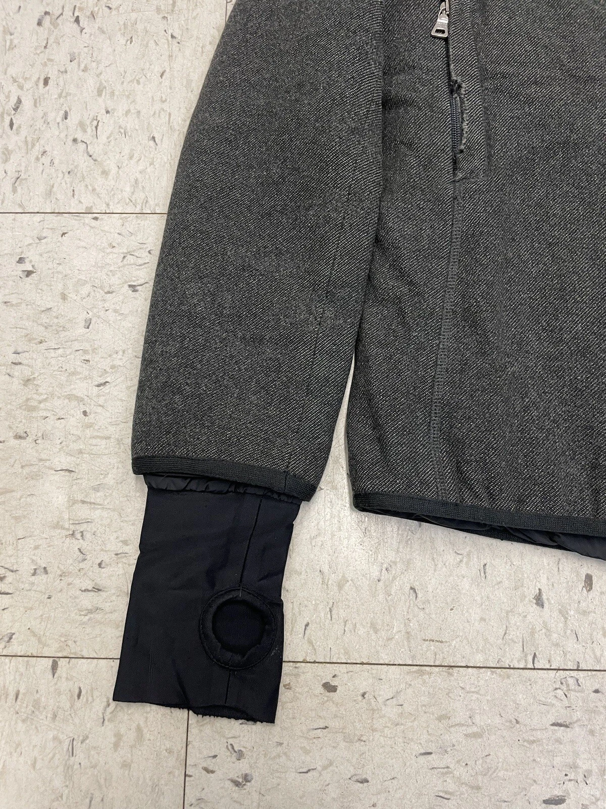 Giacca vintage Prada Sport Ninja cappuccio zip intera lana AW 99 grigio antracite IT 40 M