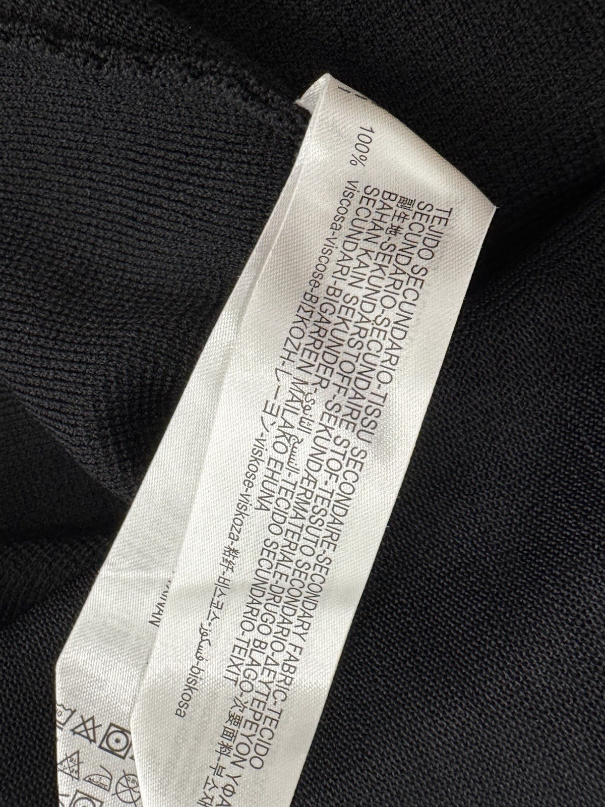 Foto 11 di 15