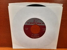 45 / The Chordettes / 1954 / Mr. Sandman / I Don't Wanna See You Cryin'