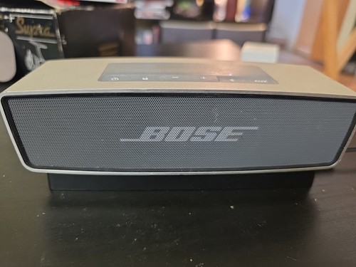 Bose SoundLink Mini Altoparlante Bluetooth Portatile Argento Testato e Funzionante - Foto 2 di 5