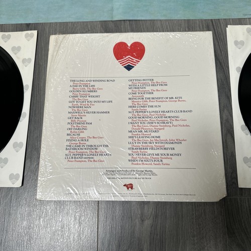 Sgt Pepper's Lonely Hearts Club Band 2LPs Vinyl Playtested RS-2-4100 and Poster - Picture 6 of 6