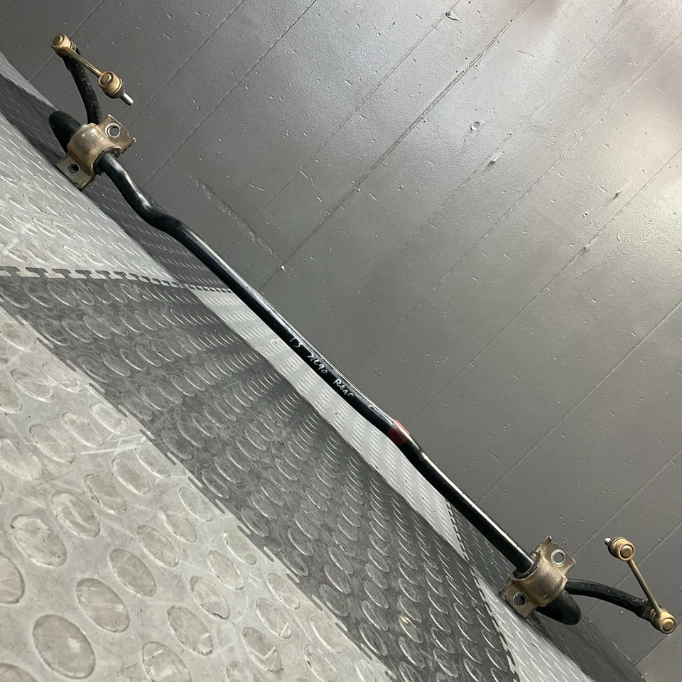 2003-2014 Volvo XC90 Rear Sway Bar Anti Roll Stabilizer Bar OEM - Image 4 of 4