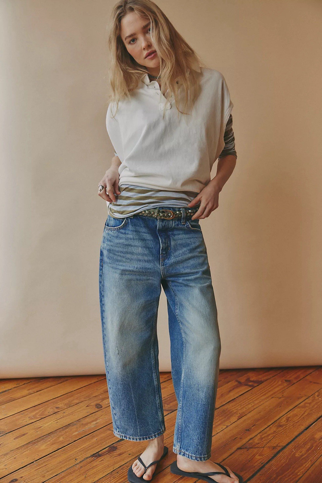 We The Free People Deep Trance Dropped Boyfriend Jeans Size 30 Wide Leg Barrel