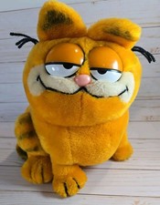 Vintage Garfield 1981 Dakin Child s Plush Toy 10 Sleepy Eyes Sitting Korea