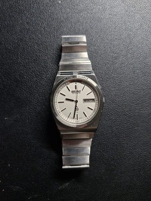 Seiko Alarm Quartz 7223-6000 Day-Date Uhr