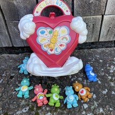 VTG 1983 Kenner Care Bears Care A Lot Case With Figures Some Pieces Missing