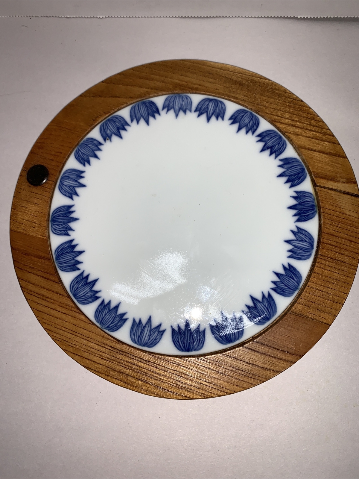 Cutting Board Wood Ceramic Tile Tray Trivet Cheese Dish Floral Design Vintage 8”-image