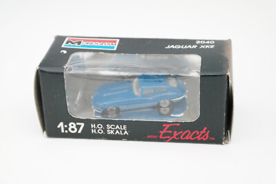 Monogram 2040 Jaguar XKEH0/ 1:87 Blau Druckguss Fahrgestell