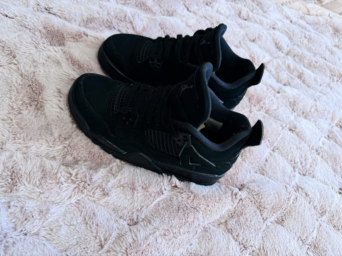 black cat jordan 4 size 5.5